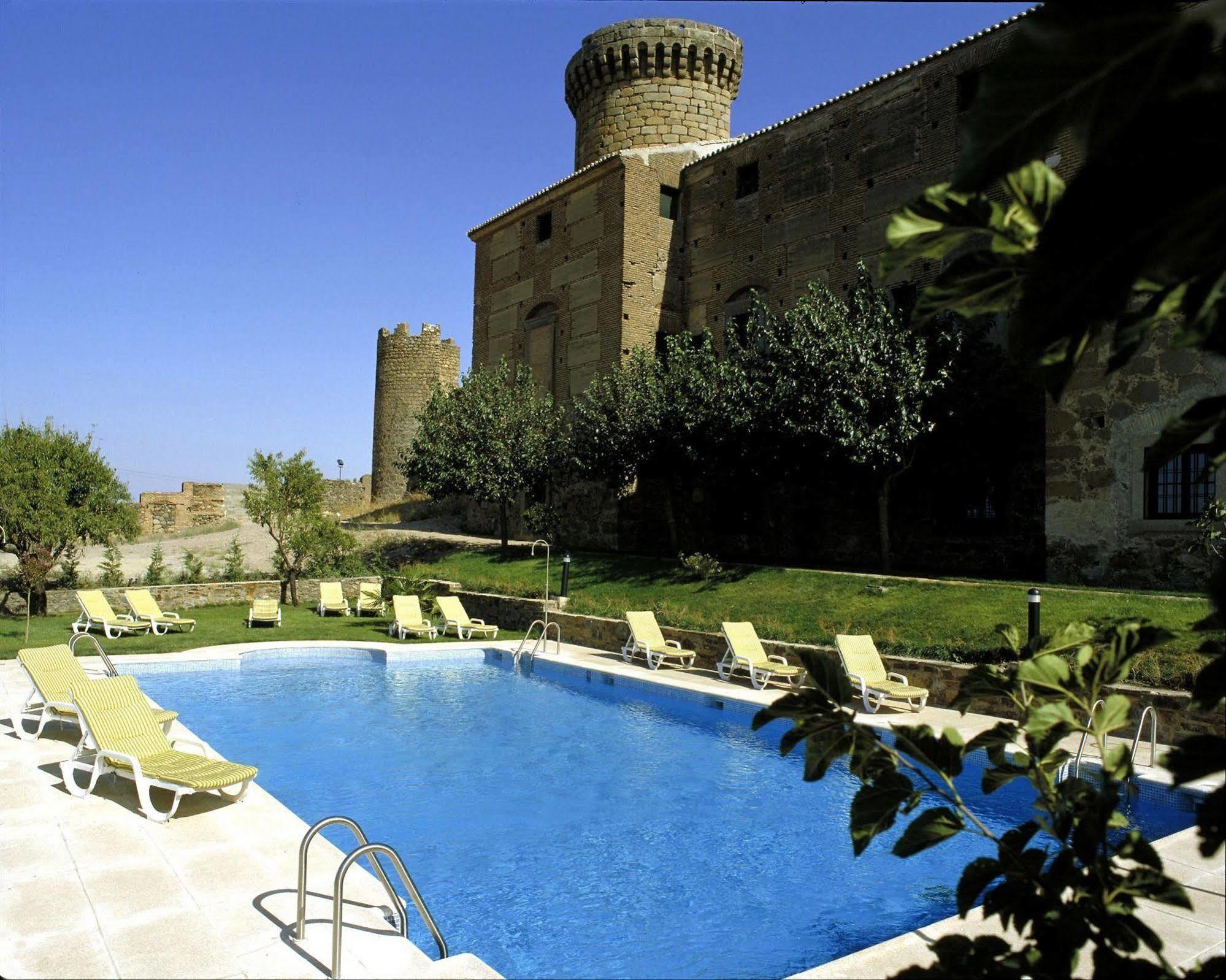 Parador De Oropesa Exterior photo